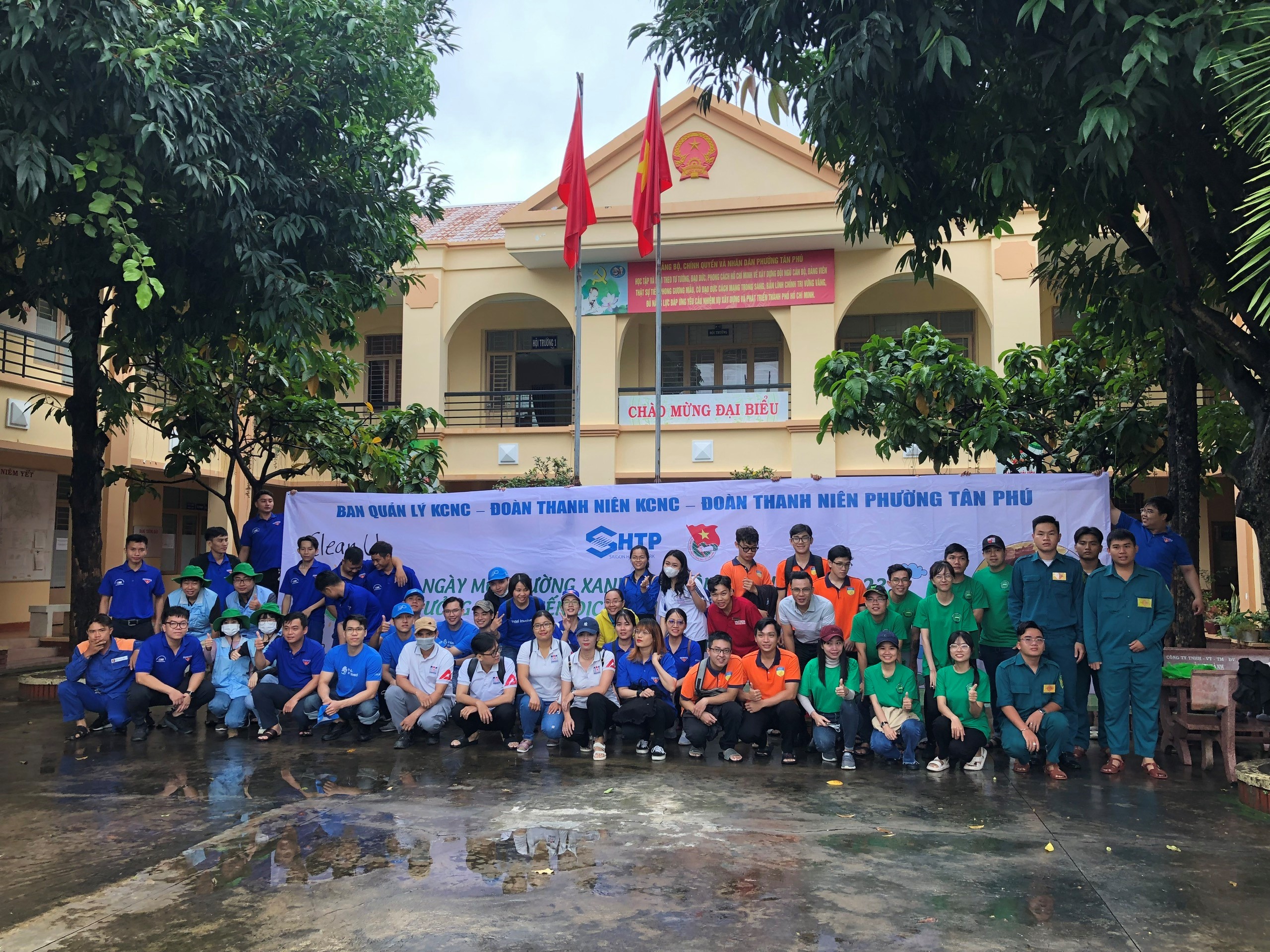 Công ty TNHH Intel Products Việt Nam và Công ty TNHH Jabil Việt Nam tham gia hưởng ứng nhiệt tình các hoạt động do Ban Quản lý Khu Công nghệ cao tổ chức